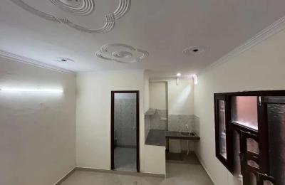 RENTED ROOM IN DELHI SARITA VIHAR AT LOWER PRICES