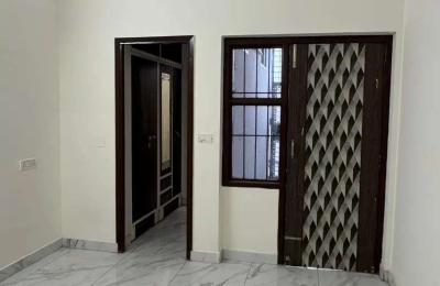 3 BHK semi furnished for rent 126 sector Royal property