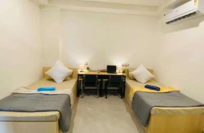 Fully furnished independent studio rooms