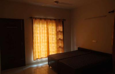Fully furnished rooms with balcony available for rent for Girls