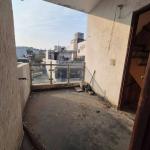3bhk 3rd with roof for sale in Mansarover garden
