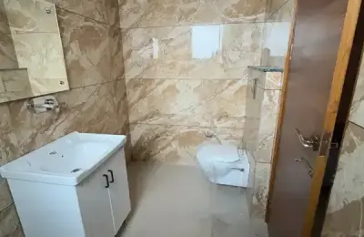 8 marla first floor 2bhk 2bath ownerfree 40,38,37,44 and 51,63 family