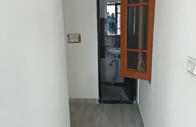 Semi furnished 1 room set sector 19